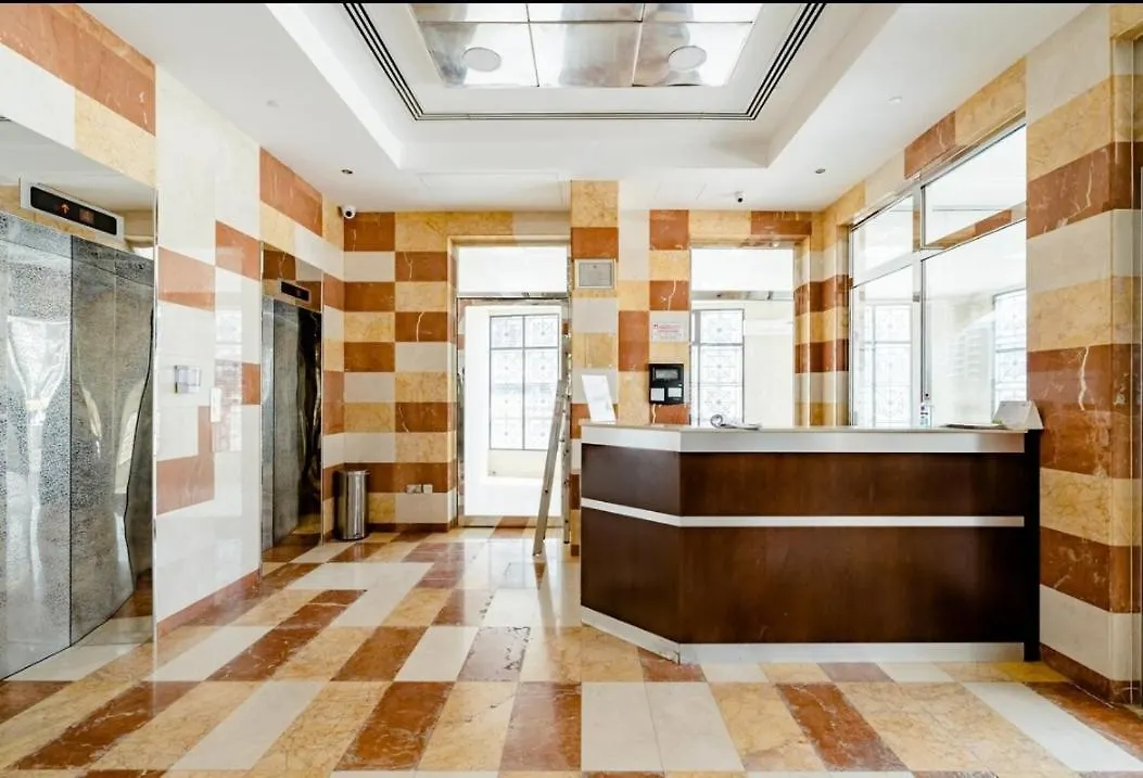 Апартаменты Serene Masters Bedroom With Balcony & Shared Kitchen Дубай